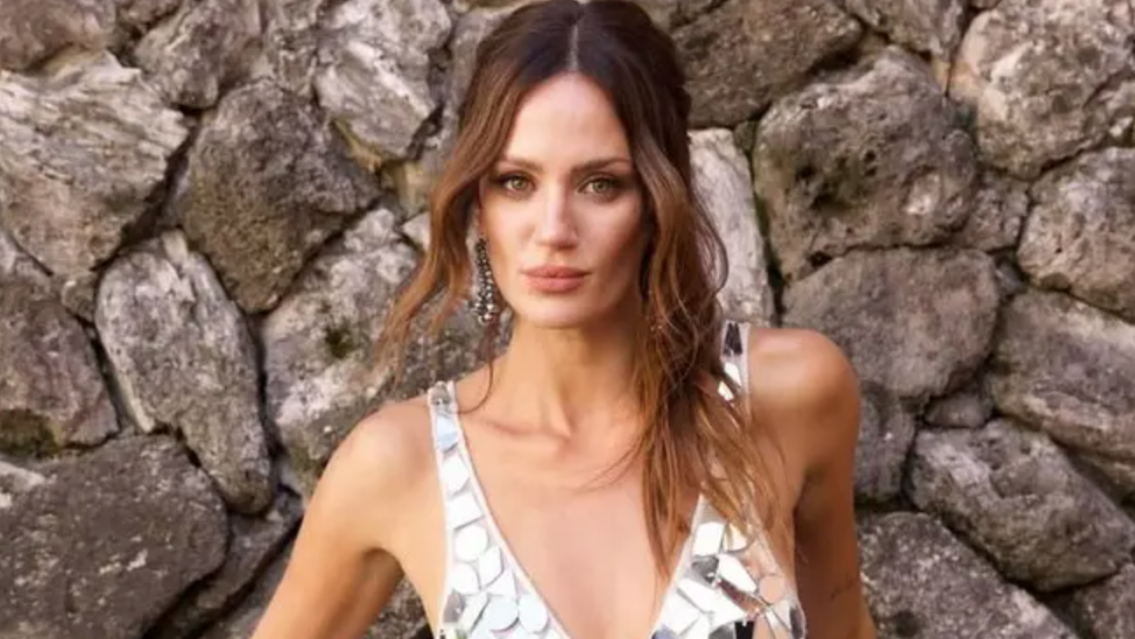 El árbol de Navidad de Paula Chaves desató una tormenta de críticas en redes sociales