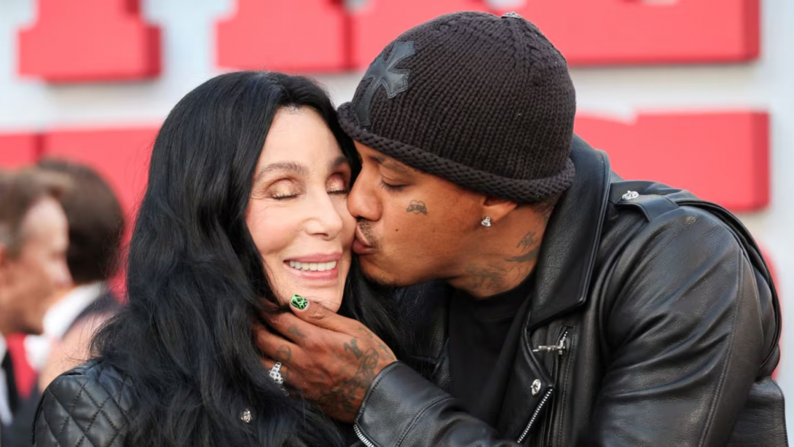 La cantante Cher prepara su boda con un chico 40 a�os menor que ella