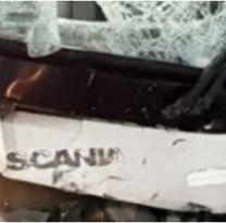 Tragedia en plena ruta: una pareja muri&oacute; en un brutal choque contra un micro