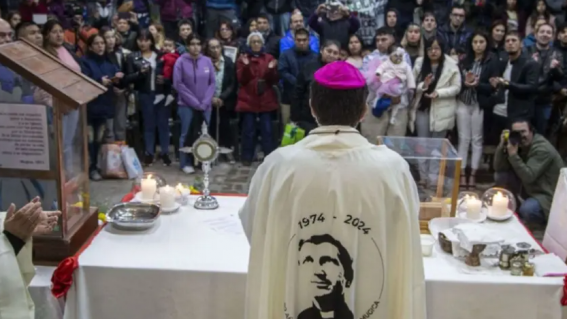 Navidad sin pan ni techo: el fuerte llamado de los curas villeros desde Luj�n