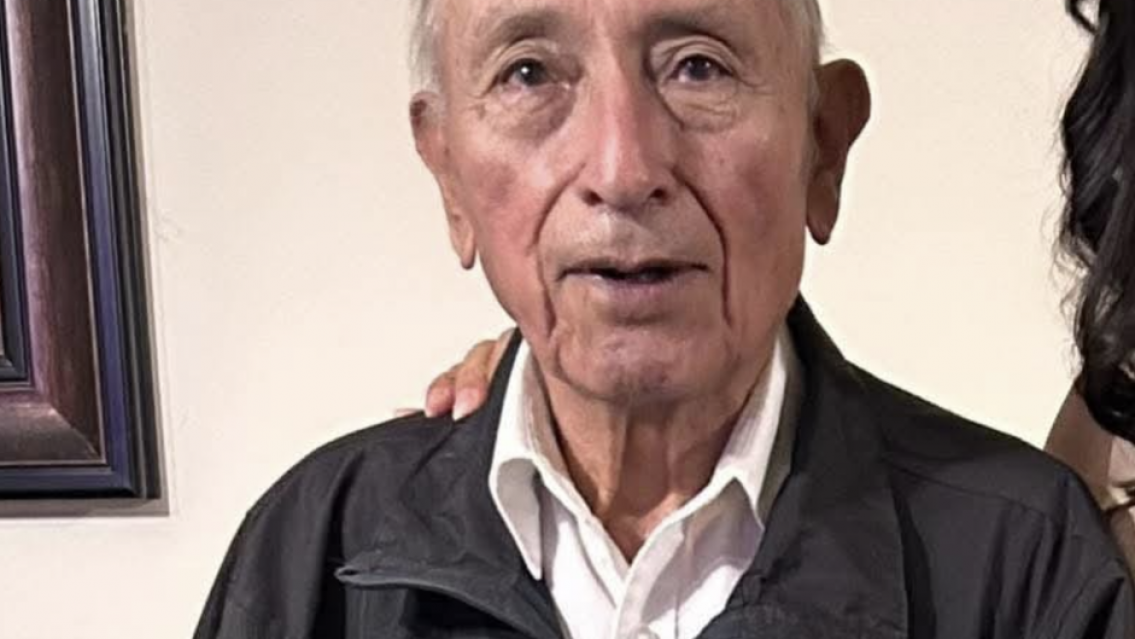 Que todos vean su cara as� ayudan y aparece: Fernando Romero tiene 86 a�os