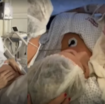 Su bebito internado y ella "de joda": fulminaron a esta famosa por lo que hizo