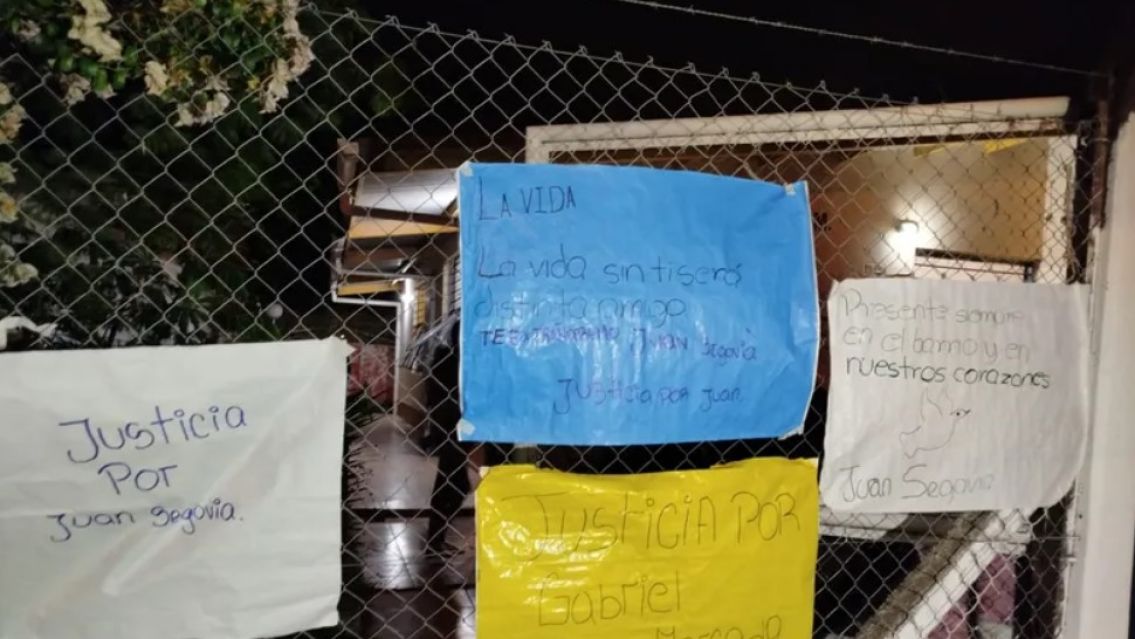 Terrible dolor:�as� fue el velorio de Juan Vanegas, el chico asesinado en Alto Comedero