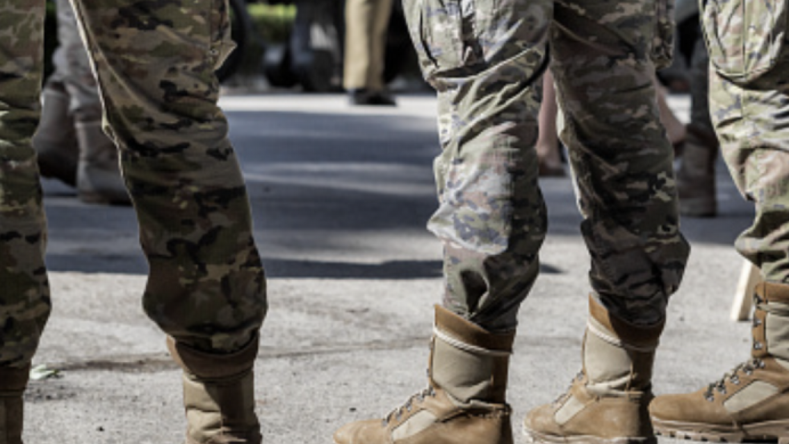 Soldado de 21 a�os us� el arma reglamentaria para tomar la peor decisi�n