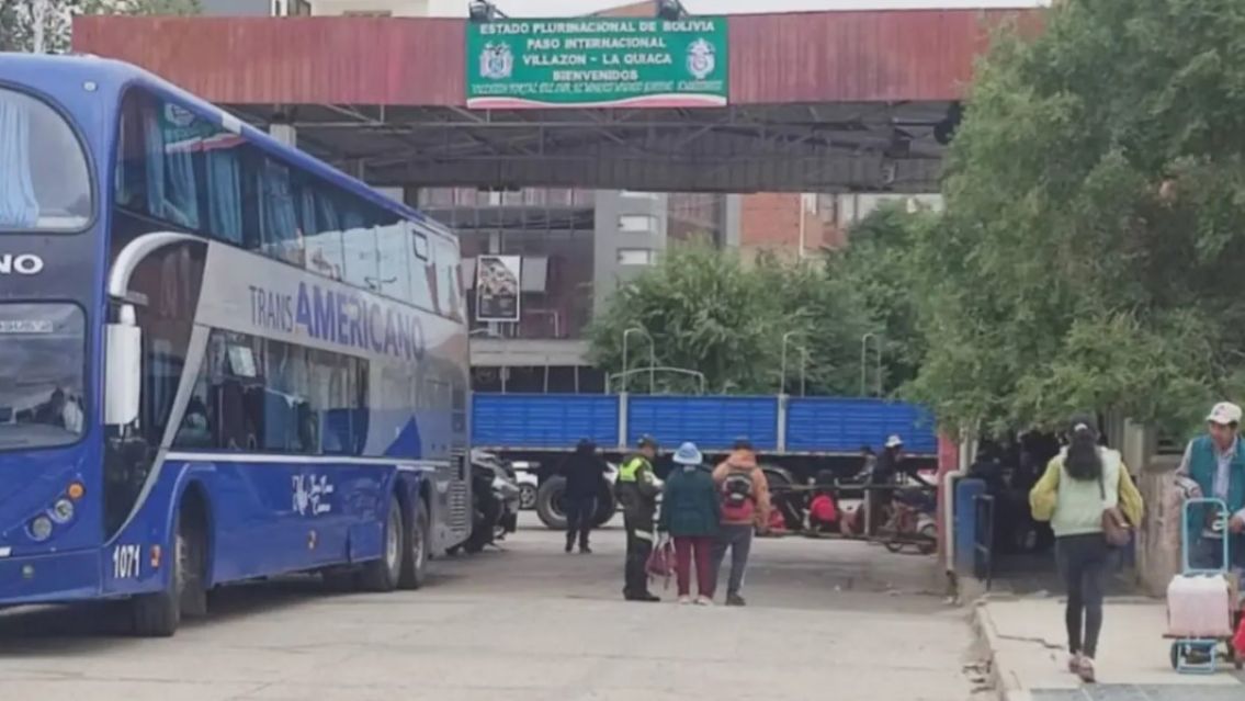 ALERTA en Jujuy: bloquearon el puente fronterizo de La Quiaca-Villaz�n