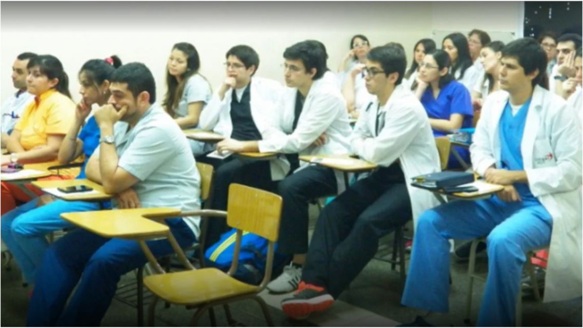 Casi 2 mil aspirantes competirán por solo 60 lugares en Medicina