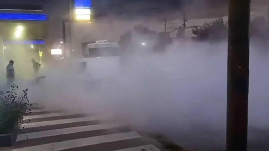 Tensión y humo en una estación de servicio de Jujuy: un auto se prendió fuego