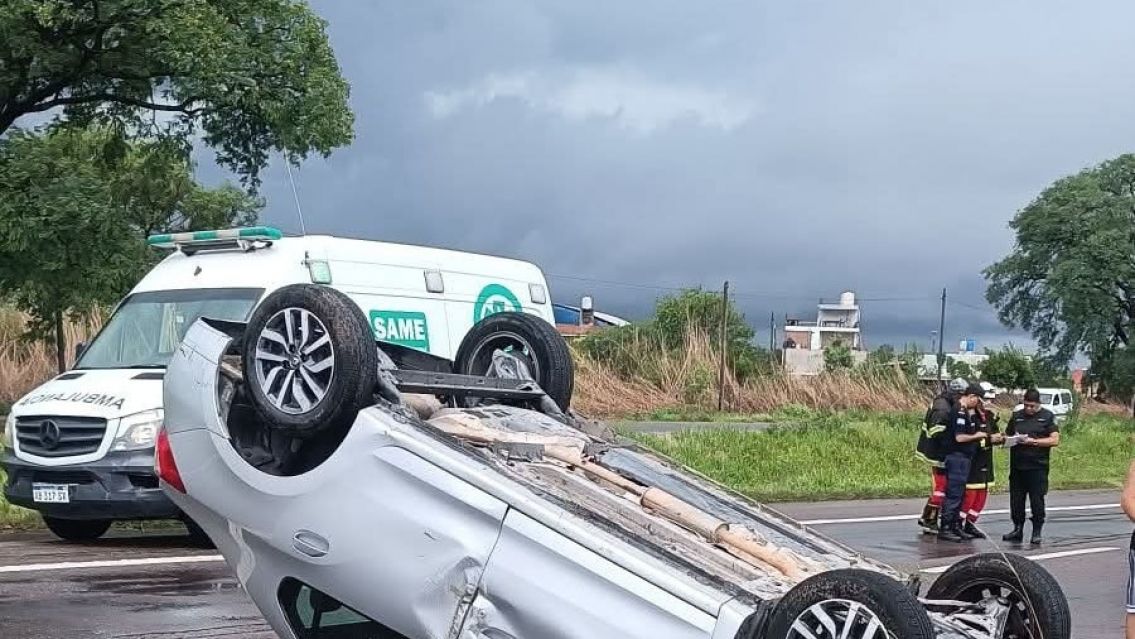 [AHORA] Terrible vuelco en la 66