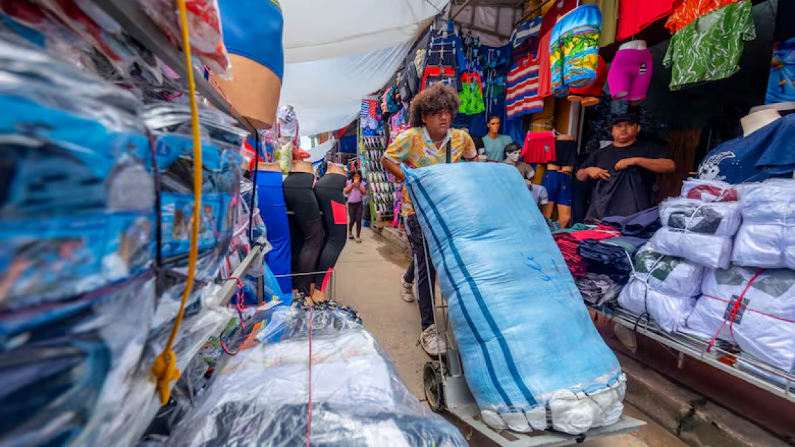 ¿Conviene comprar en Aguas Blancas? Se devaluó el peso boliviano