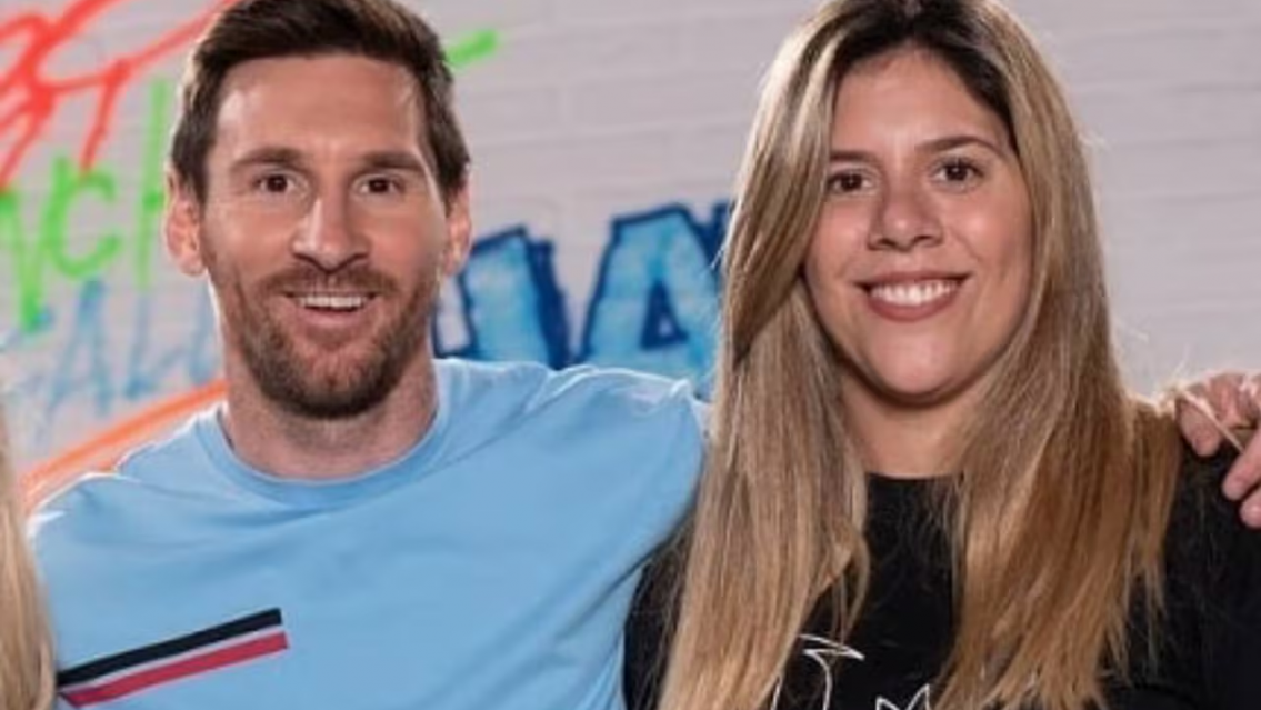 A los besos: la hermana de Messi con un trabajador del Inter Miami