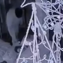 Invitó a un amigo de toda la vida a su casa e intentó hacer lo peor a su cuñada