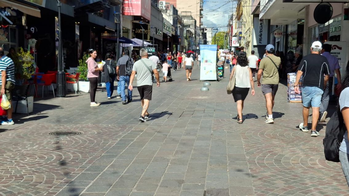 A horas de la Navidad: as� est� el centro juje�o