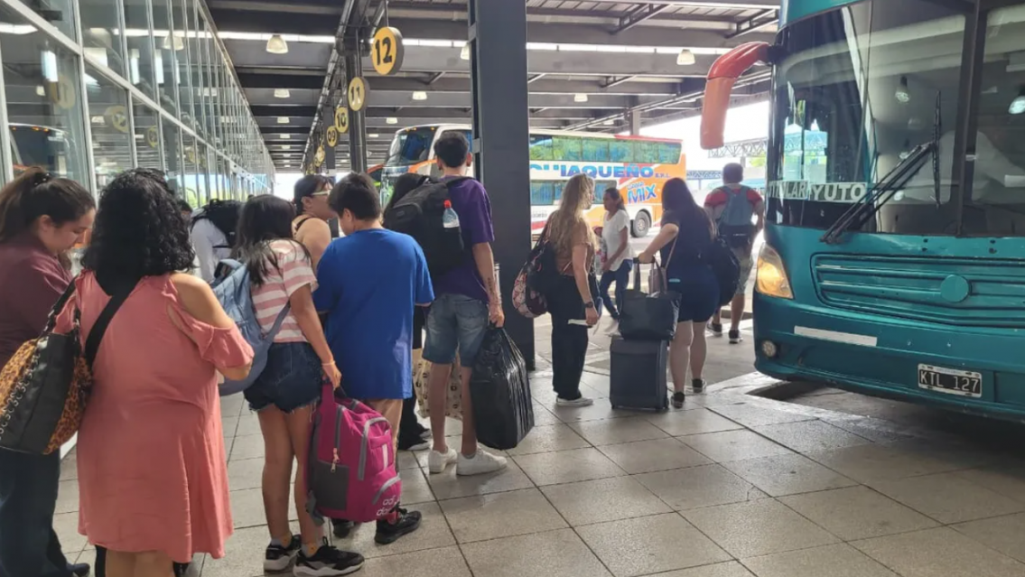 Cómo se mueve la Terminal de Ómnibus de Jujuy: horarios para este 24 y 31 de diciembre