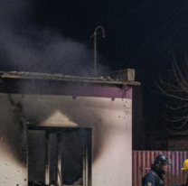Ataque salvaje en Jujuy: lo golpearon, destrozaron su casa y la prendieron fuego