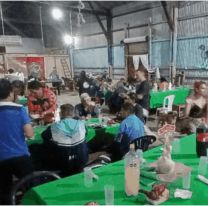 Navidad solidaria: ONG brind&oacute; una cena a familias vulnerables en Jujuy