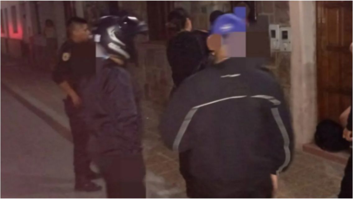 Dos menores quisieron robarse un auto y terminaron atrapadas