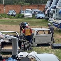 Fue a recuperar su camioneta robada y terminó viendo cómo la Aduana boliviana la convertía en chatarra