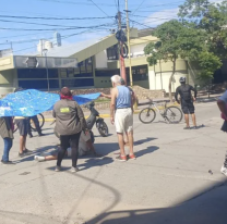 Terrible accidente: dos autos atropellaron a un juje&ntilde;o, lo dejaron tirado y se escaparon