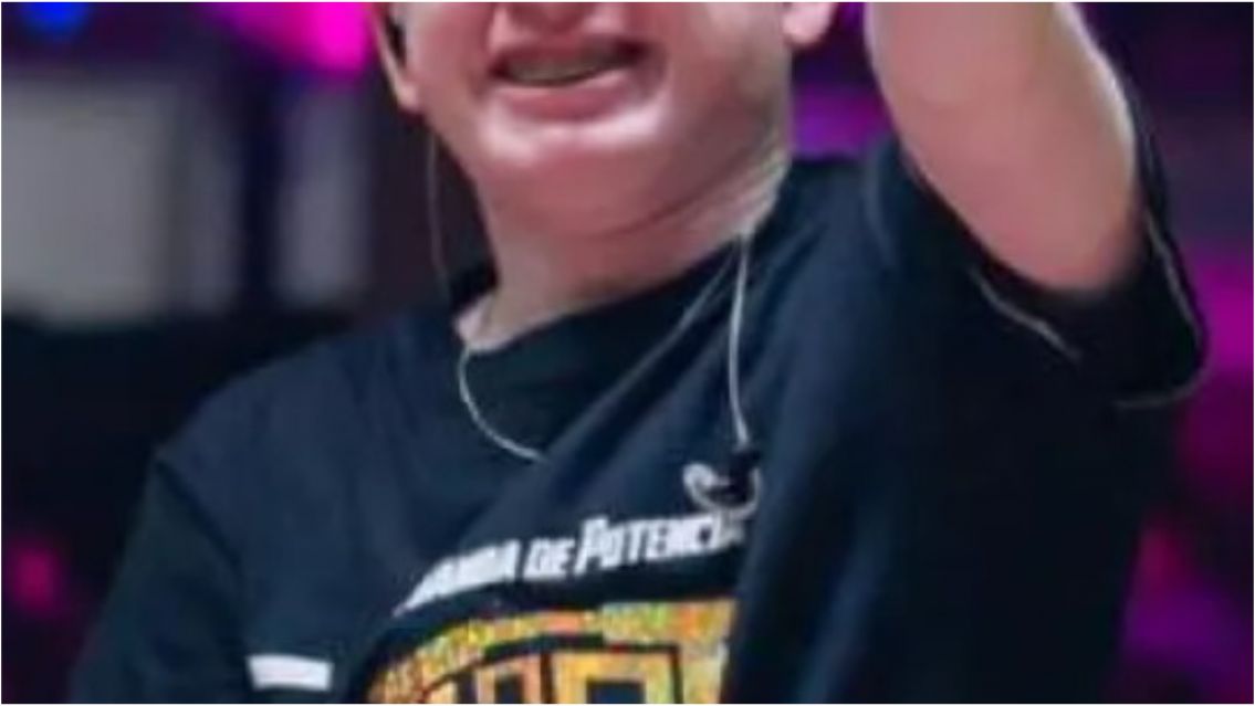 Conmoción en la movida tropical: un cantante deja la música por un delicado problema