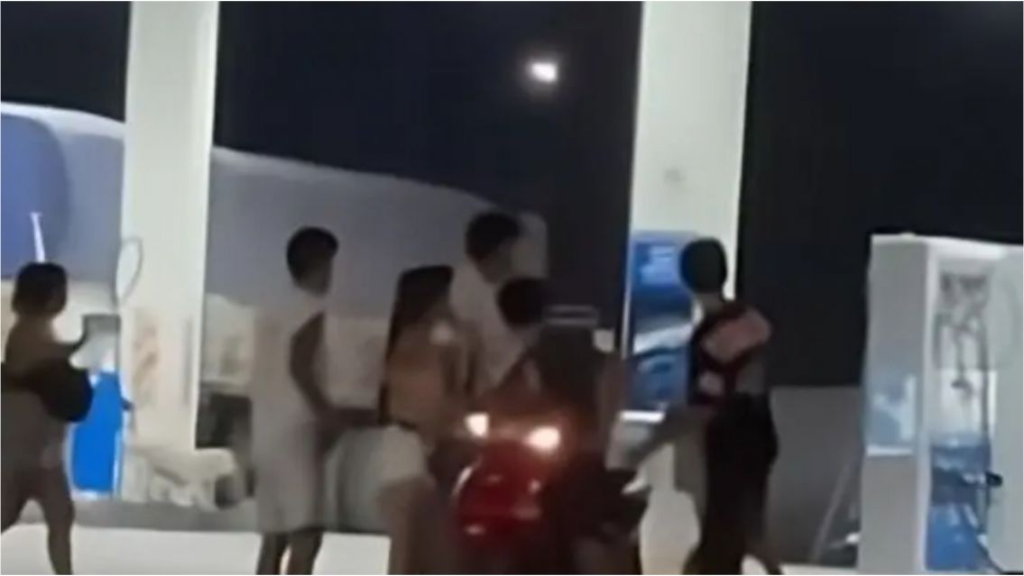 Caos y destrozos tras una brutal pelea en una estaci�n de servicio de Ledesma