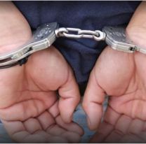 Juje&ntilde;o se hizo el gallito con su pareja a la salida del boliche: ten&iacute;a perimetral