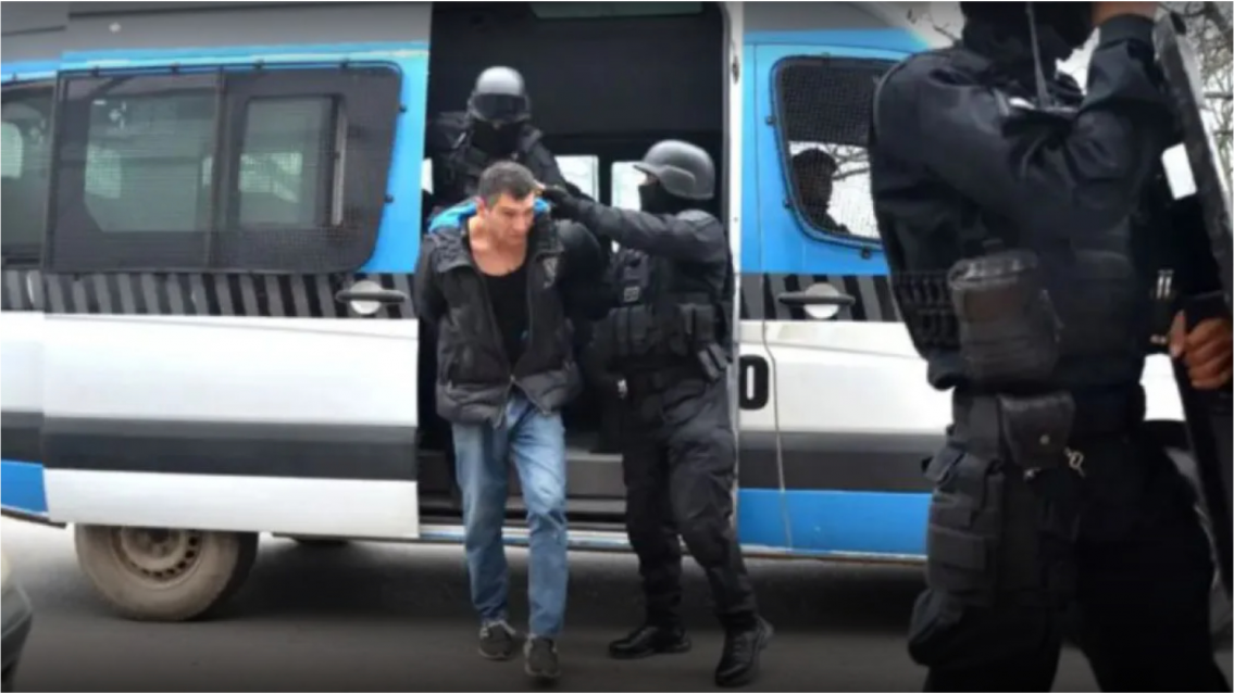 Sali� de la c�rcel: el presunto asesino serial Mat�as Jurado fue sometido a un examen