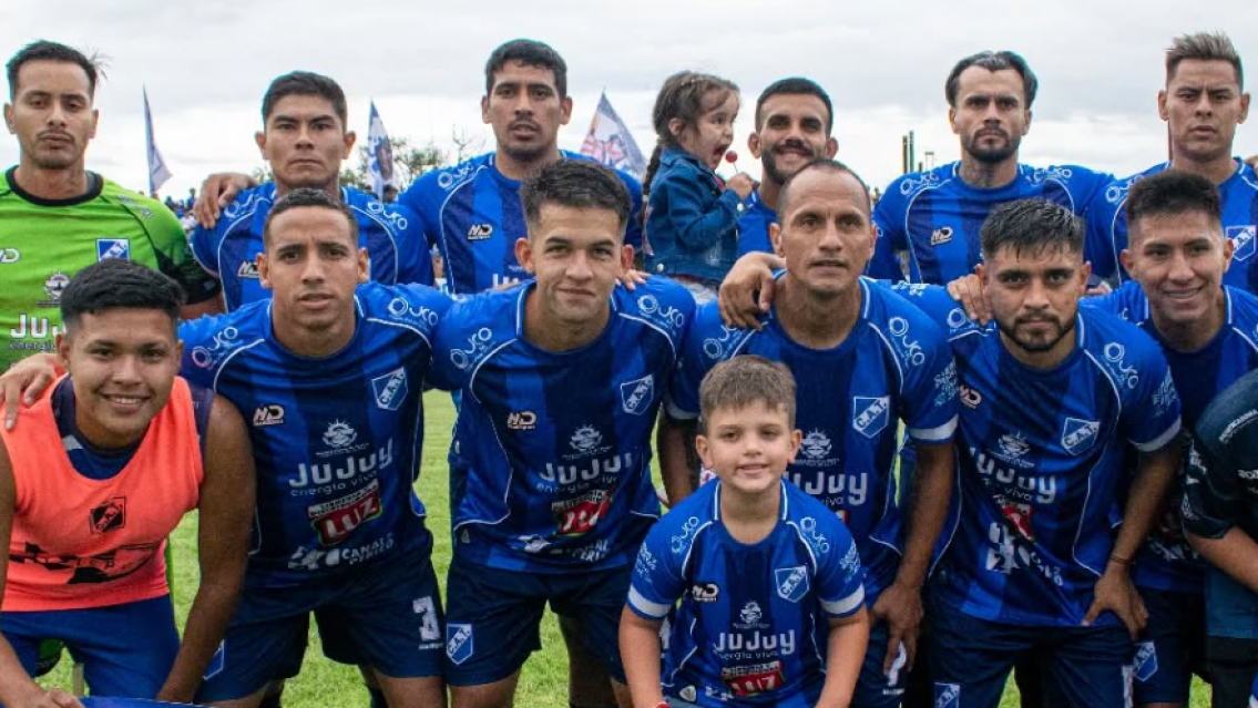 Talleres pegó primero y sueña en grande: 2-0 a San Pedro