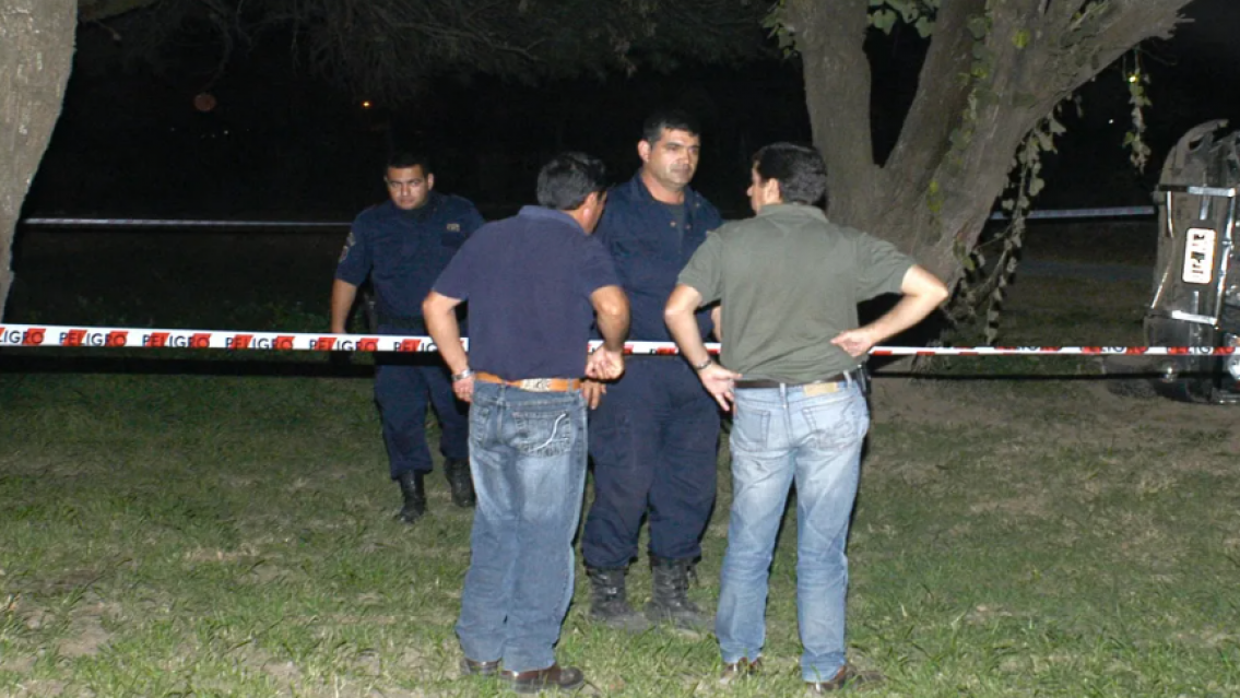 Norte�o iba caminando con su hijo y muri� tras ser atropellado