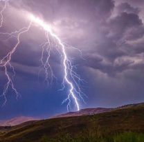 Tragedia en Jujuy: turista caminaba con su novia y murió fulminado por un rayo