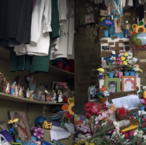 Le dejan guardapolvos y rosarios a Sanguesito, el norteñito que fue brutalmente asesinado