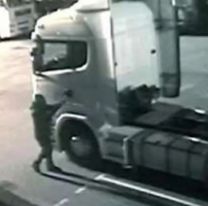 Aprovecharon que el camionero baj&oacute; a almorzar y le robaron 10 "palos" en Monterrico