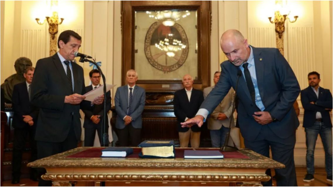 Sadir tomó juramento a José Gómez como nuevo ministro de Minería
