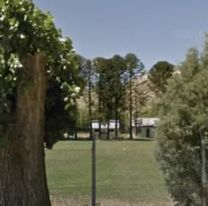 Tragedia en un campamento: un arco de fútbol cayó sobre un nene