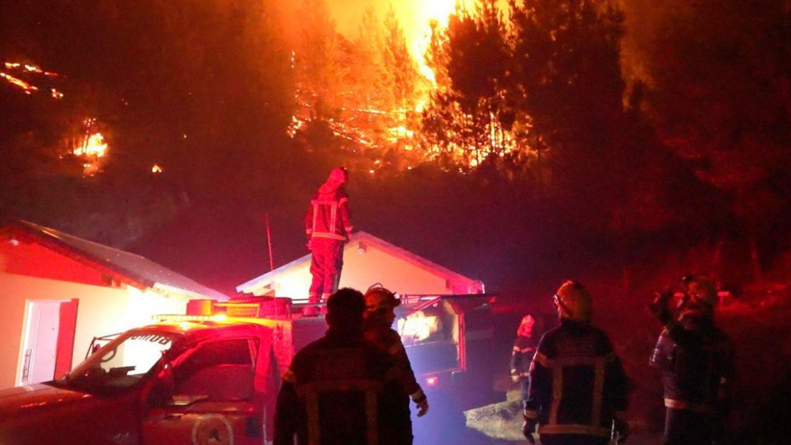 Ayudó a combatir el incendio en Chubut y murió junto a su perro mientras huía del fuego
