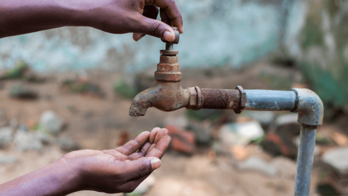 Miles de jujeños siguen sin agua: a qué hora se restablece el servicio
