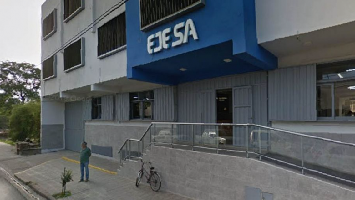 Denuncian que EJESA no cumpli� con las obras y que por eso el servicio es "malo"