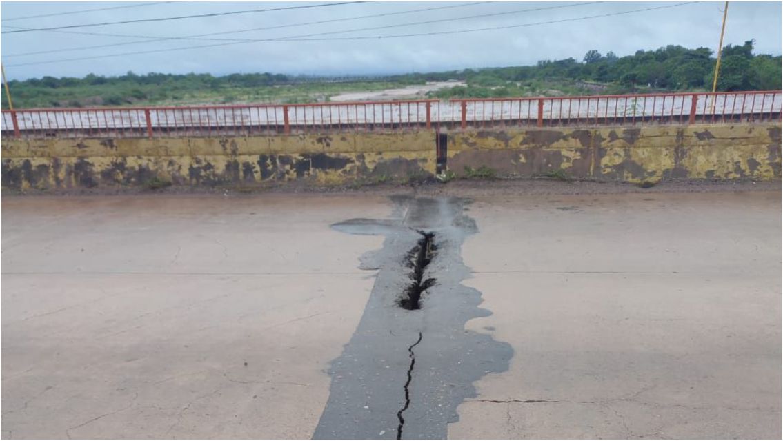Alarma por el deterioro del puente del río San Lorenzo en el ingreso a Ledesma