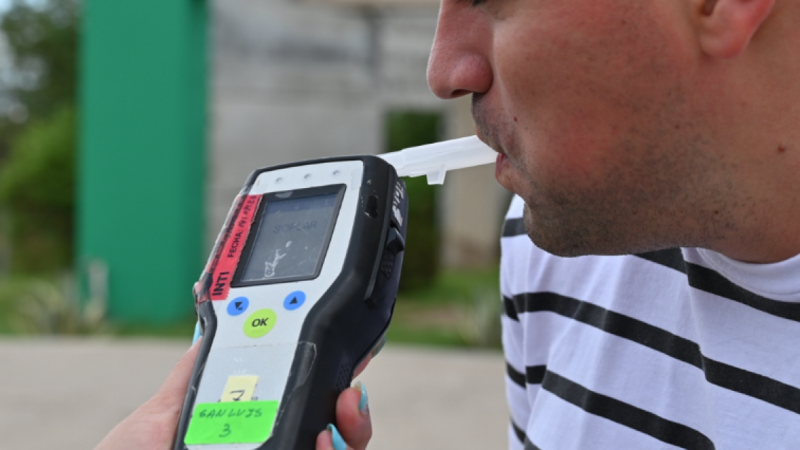 Juje�o machado ten�a 1,97 de alcohol y termin� incrustado en una casa