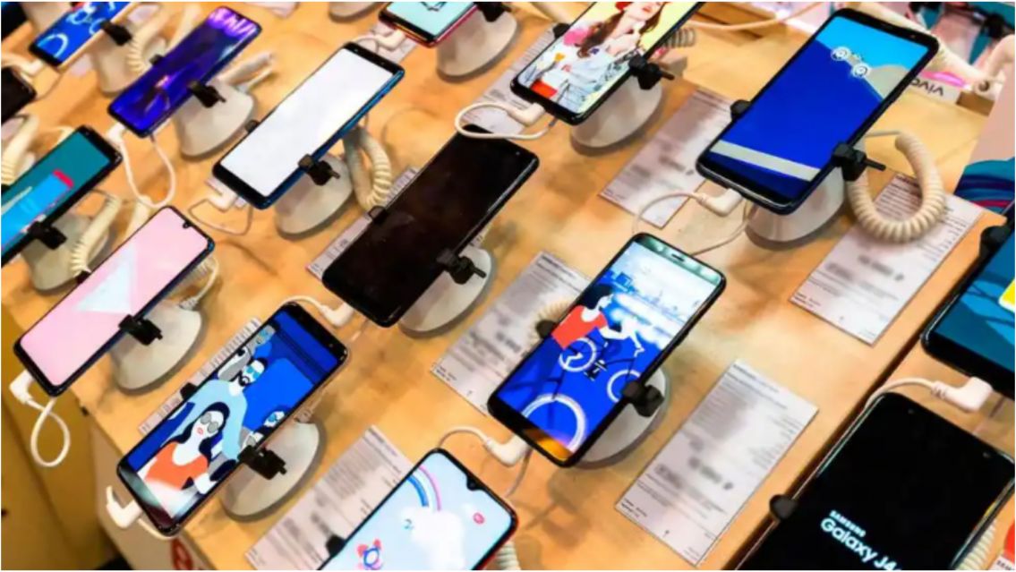 Confirmado: desde enero los celulares importados no tendrán aranceles