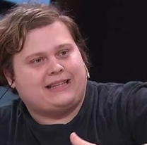 Piden "cancelar" al hijo de Nancy Dupláa por sus repudiables dichos