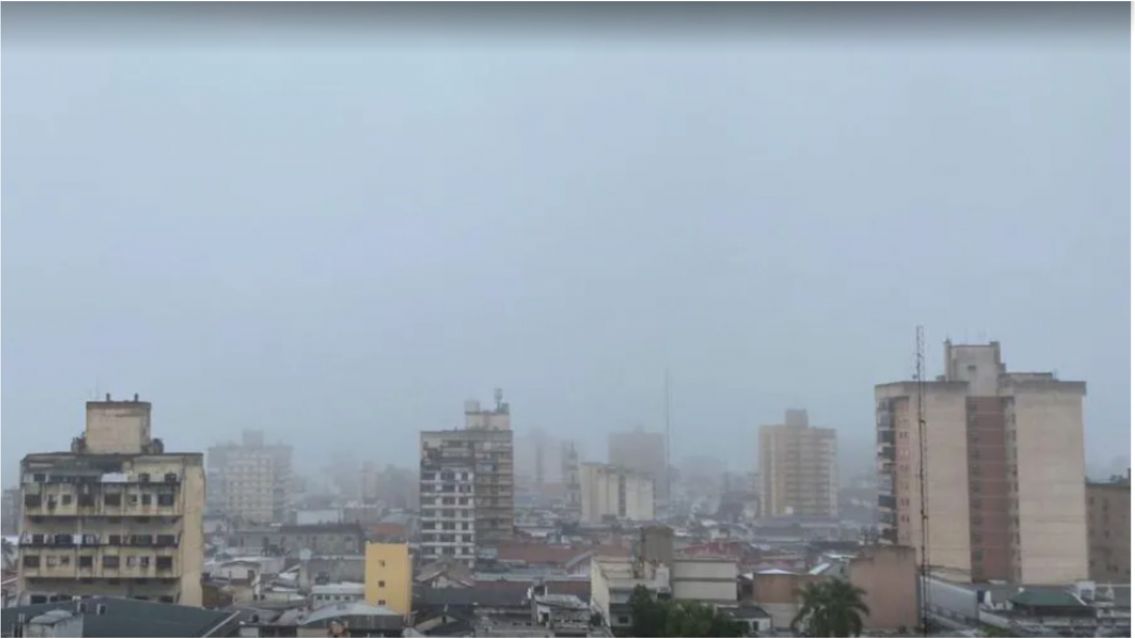 �A guardar la ropa!: alerta amarilla por tormentas fuertes en Jujuy