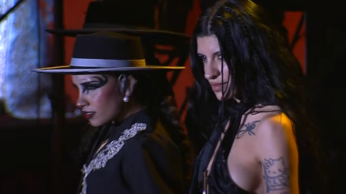 Zapateando, as� abri� su show en Jes�s Mar�a la juje�a Cazzu: brill� y emocion�