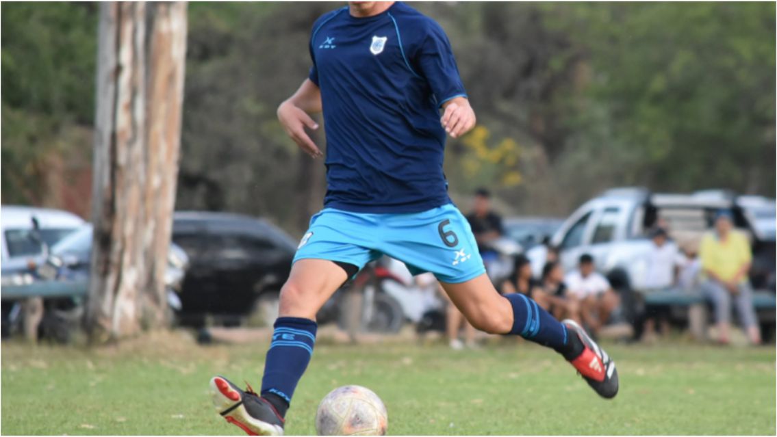 "Estoy buscando club": el pedido viral de un futbolista jujeño tras quedar libre
