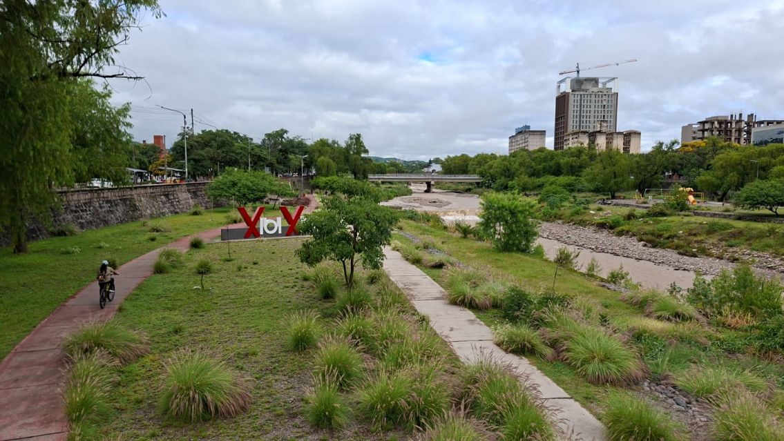 Tormentas sin tregua en Jujuy: alerta amarilla, lluvias intensas y viento fuerte hasta la noche