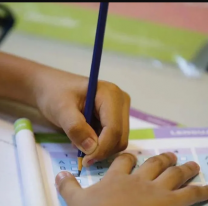 ANSES activa la Ayuda Escolar 2026: cu&aacute;ndo pagan por mandar los chicos a la escuela 