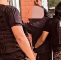 Cay&oacute; un juje&ntilde;o en pleno centro cargado de d&oacute;lares y miles de pesos