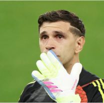 Dibu Mart&iacute;nez podr&iacute;a quedarse sin club a meses del Mundial