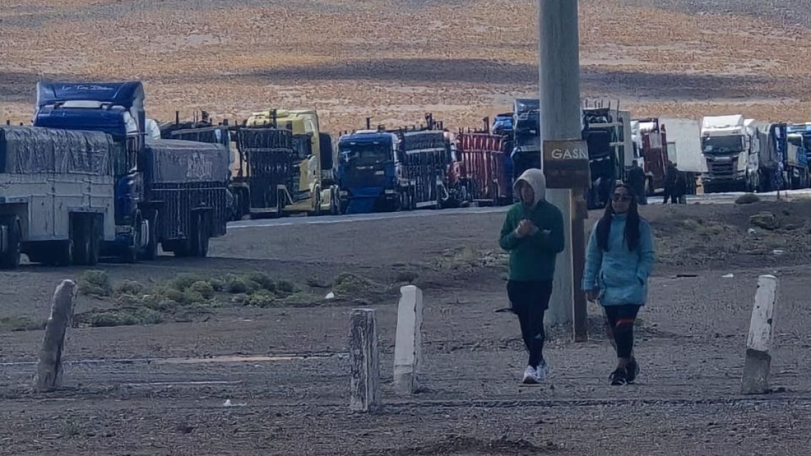 Tensión en Jama: turistas y trabajadores denuncian abandono y falta de respuestas de autoridades chilenas