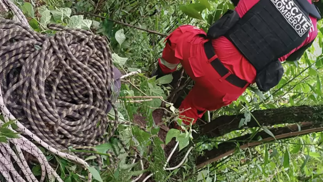 Rescate dram�tico en las Termas de Reyes: cayeron al vac�o y se salvaron de milagro