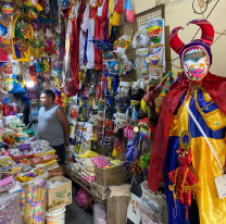 Kit carnavalero desde $3.500 y la "gorra" que es furor esta temporada en Jujuy